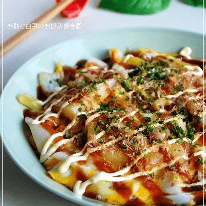 正月のおもちレシピは『餅おこげスープ』,材料 , 中粒餅 1 2サイズ 2個, 白菜100g, しいたけ2個, にんじん1 4本, A,水400ml, 鶏がらスープの素 顆粒 大さじ1, おろししょうが小さじ1, 塩、こしょう各少々, 水溶き片栗粉片栗粉大さじ1 2＋水大さじ1,作り方 ,