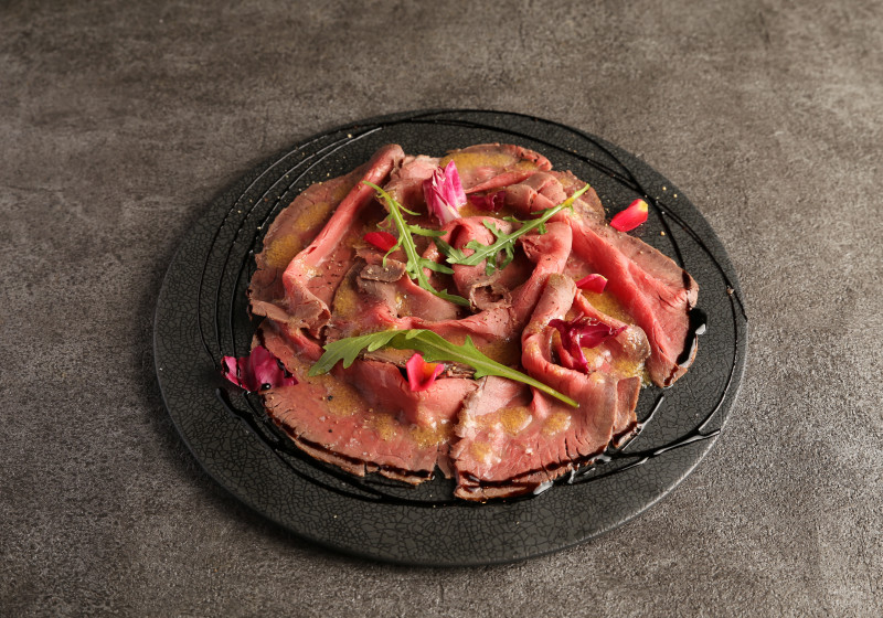 シェフ三國の簡単レシピ 強火で行くぜっ！仏の家庭料理「牛肉のソテー☆リヨン風」は5分でセボ～ン♡ もったいない料理『あたらしい日日』こんな時代のニューノーマルな暮らし方。食と農、生活情報をお届けします