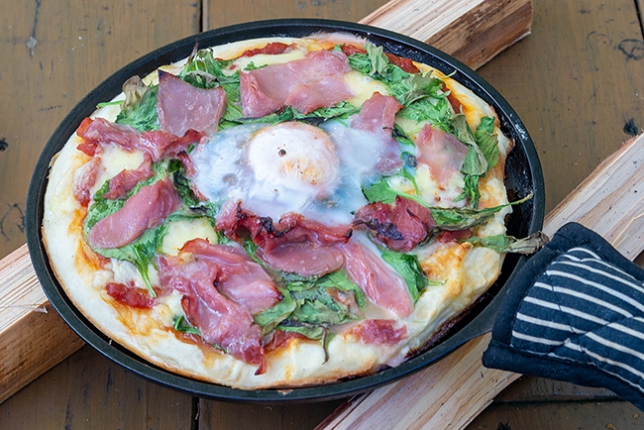 あったかコクうま♡冬のサラダは「ビスマルク」に決まり！って何だ!?卵乗せた具沢山ホットディッシュだ！2025年2月22日- エキサイトニュース