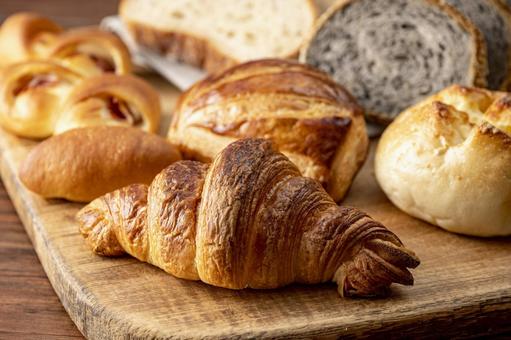 メロンパンのイラスト商用OKの無料イラスト素材サイト ツカッテ