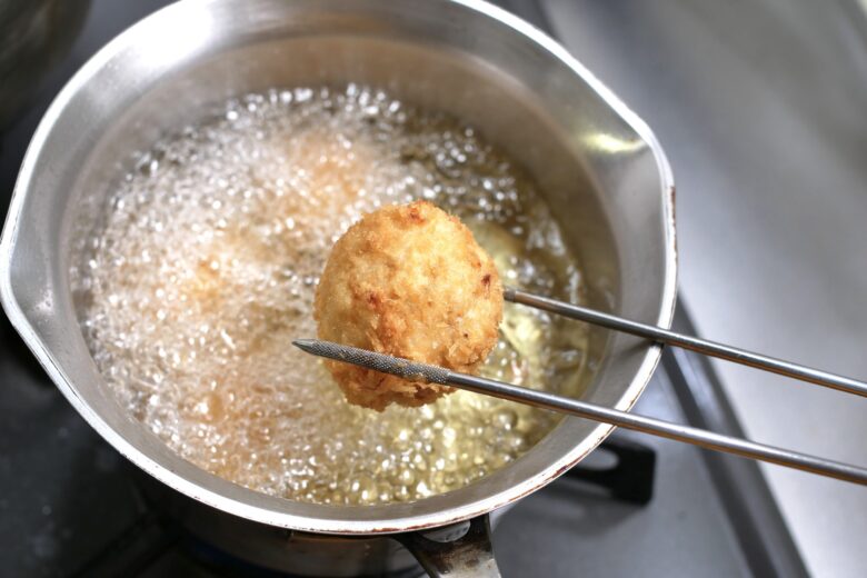 コツを押さえて破裂防止！冷凍コロッケの上手な揚げ方伝授foodvaluepro2nd関東食糧