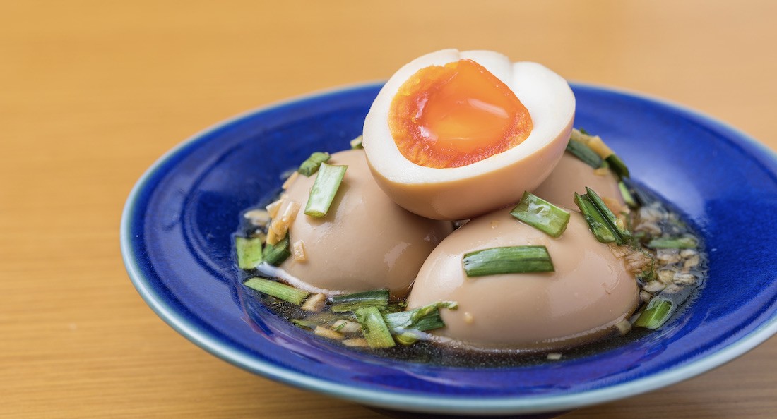 ゆで卵を水から作る 冷蔵庫の冷たい卵使用 ～茹で時間・茹で具合・ツルンと剥く方法 kurataba- エキスパート - Yahoo!ニュース