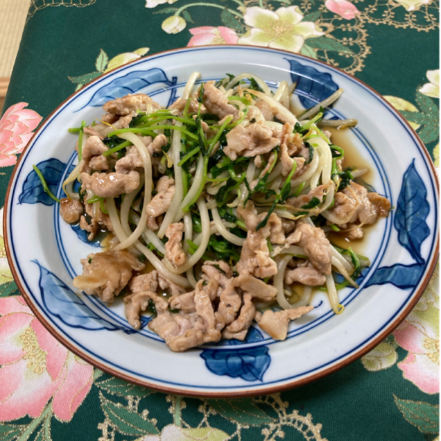 節約おかず 豆苗とにんにくのシンプル炒め