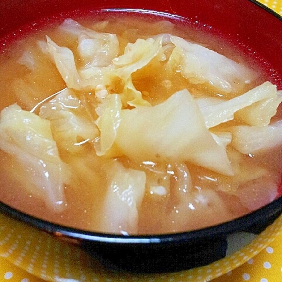 キャベツと人参、油揚げのお味噌汁♪