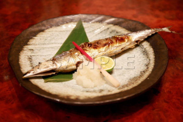 焼き秋刀魚」の3113点のロイヤリティフリー画像、写真素材、絵Shutterstock