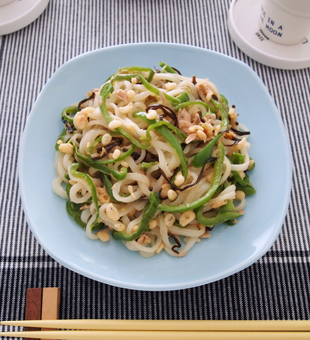 基本からアレンジまで！思わずつくりたくなる「ピーマン 玉ねぎ 焼きうどん」のレシピ集クックパッド