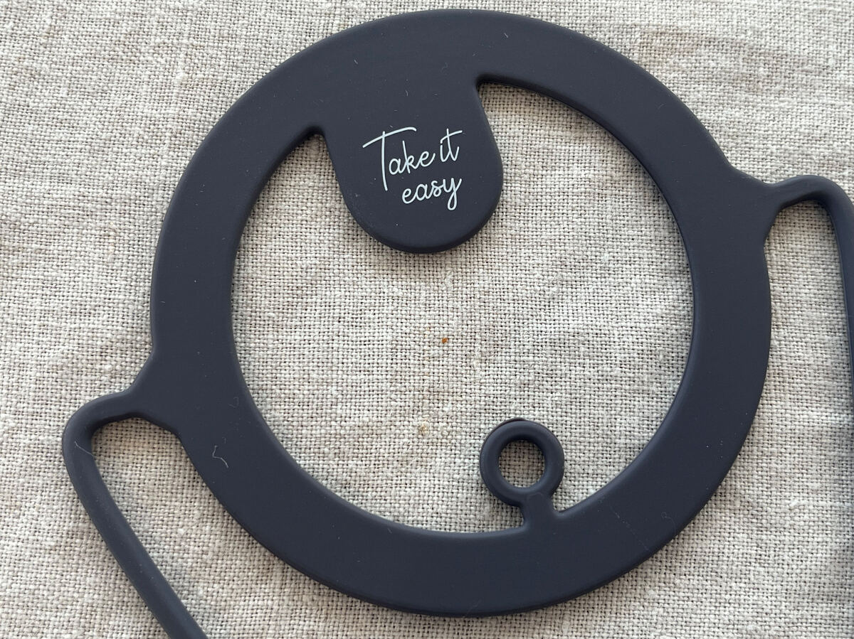 100均で売っているドリンククリップ商品一覧。ドリンクホルダーの種類 ダイソーとセリアで100円