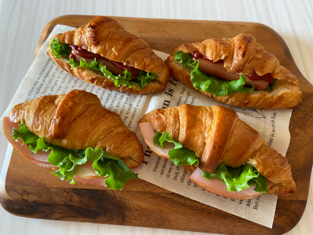 ひたすら肉ガッツリ 歓喜 ♪コストコ新商品「グリルペッパーチキンサンドイッチ」すごすぎると話題！ - トクバイニュース