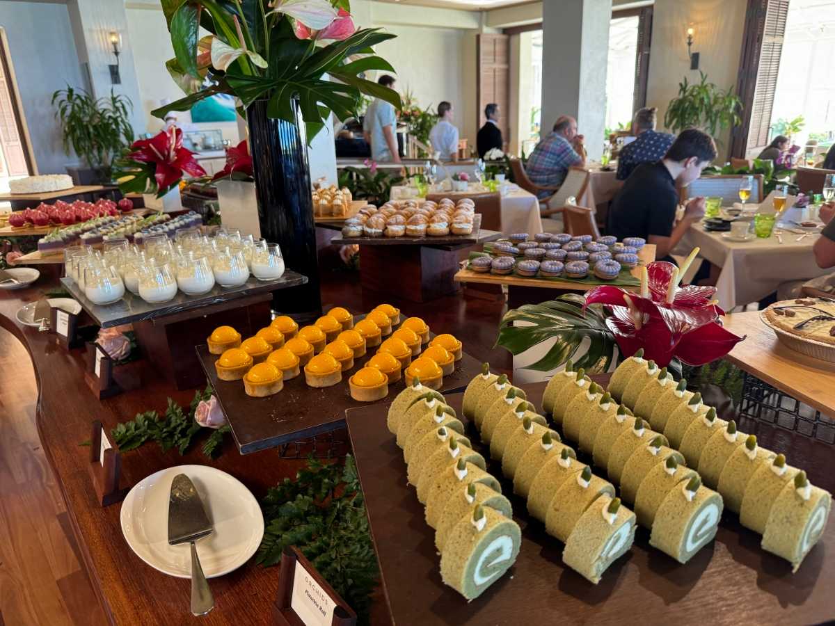 ハレクラニ サンデーブランチ ビュッフェ - ハワイ生活のブログ