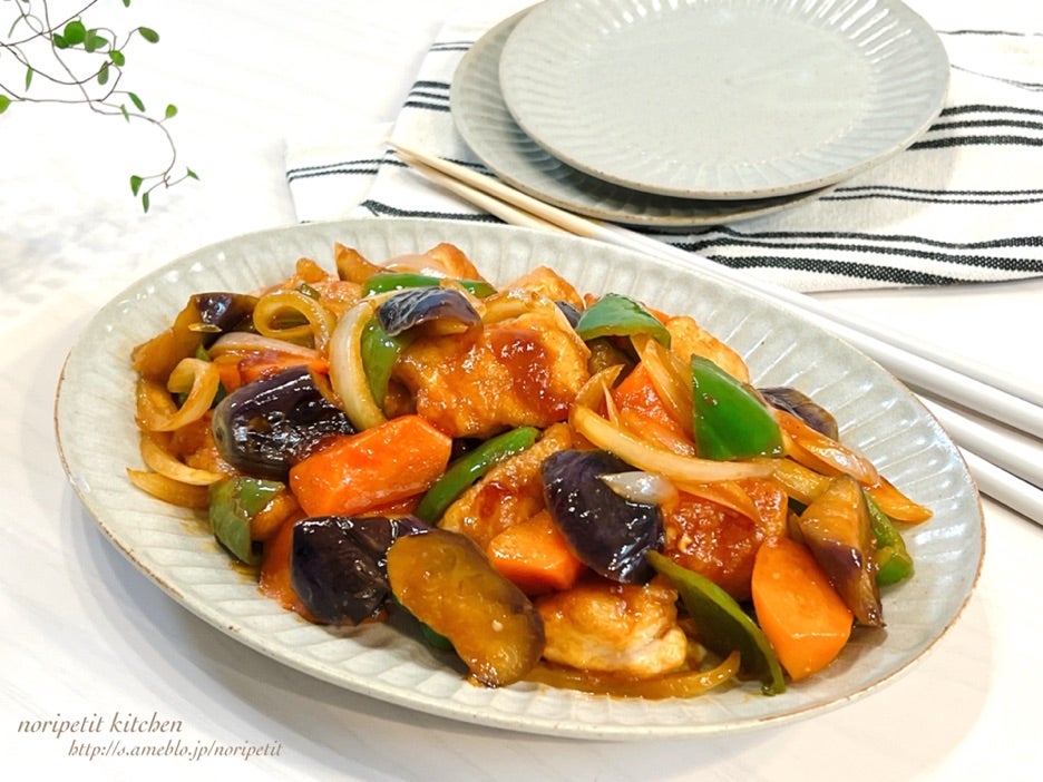 揚げない さつまいも入り黒酢酢鶏