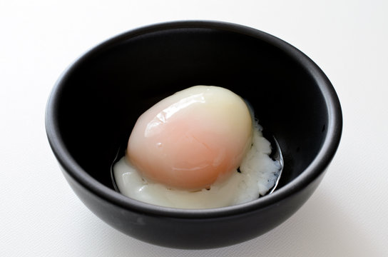 温泉卵」の3.3万点のロイヤリティフリー画像、写真素材、絵Shutterstock