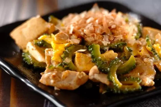 ひと手間で「苦くない！」 ゴーヤーのツナサラダ