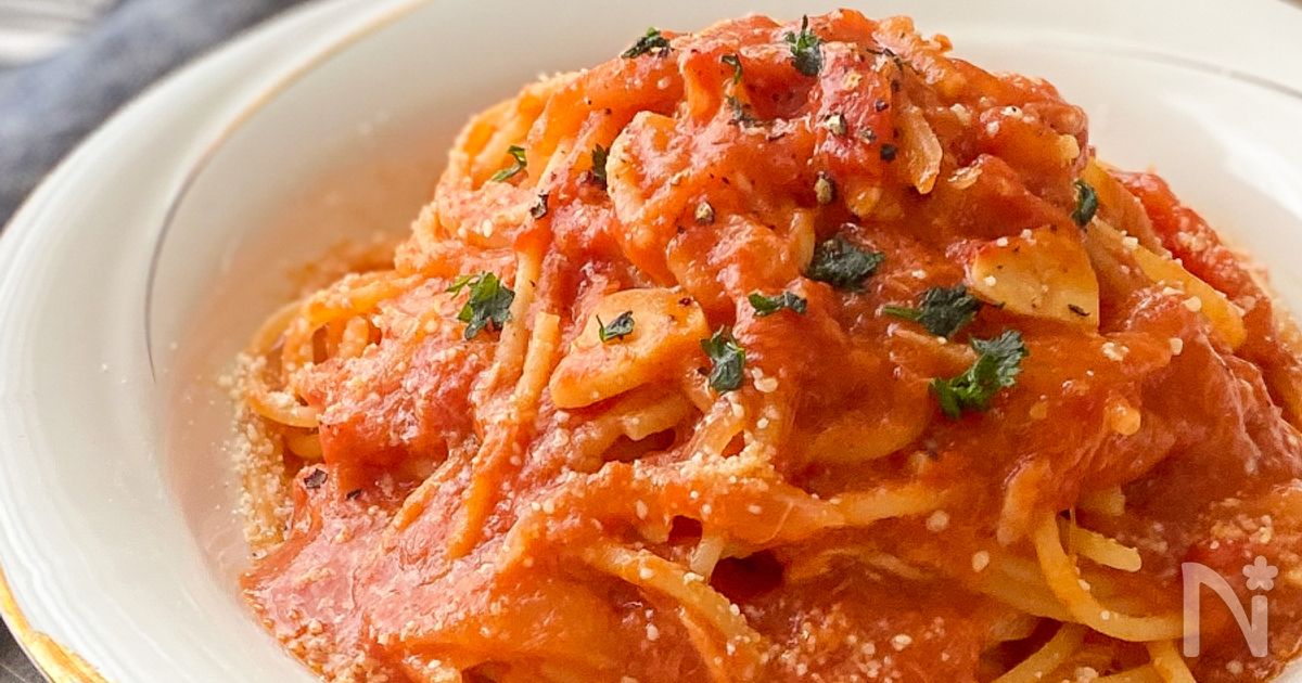 フライパン1つ 簡単トマトとツナのワンパン絶品パスタ