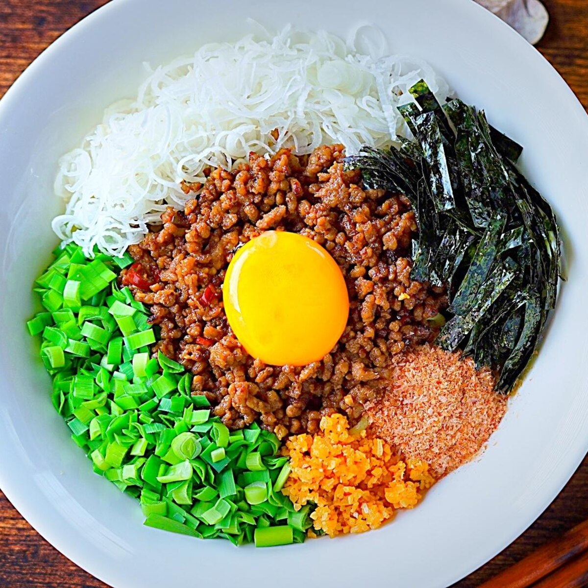 作り置きの「肉味噌」で『台湾風まぜそば』♪ＤｅｃｏのベジフルHappyLife♪