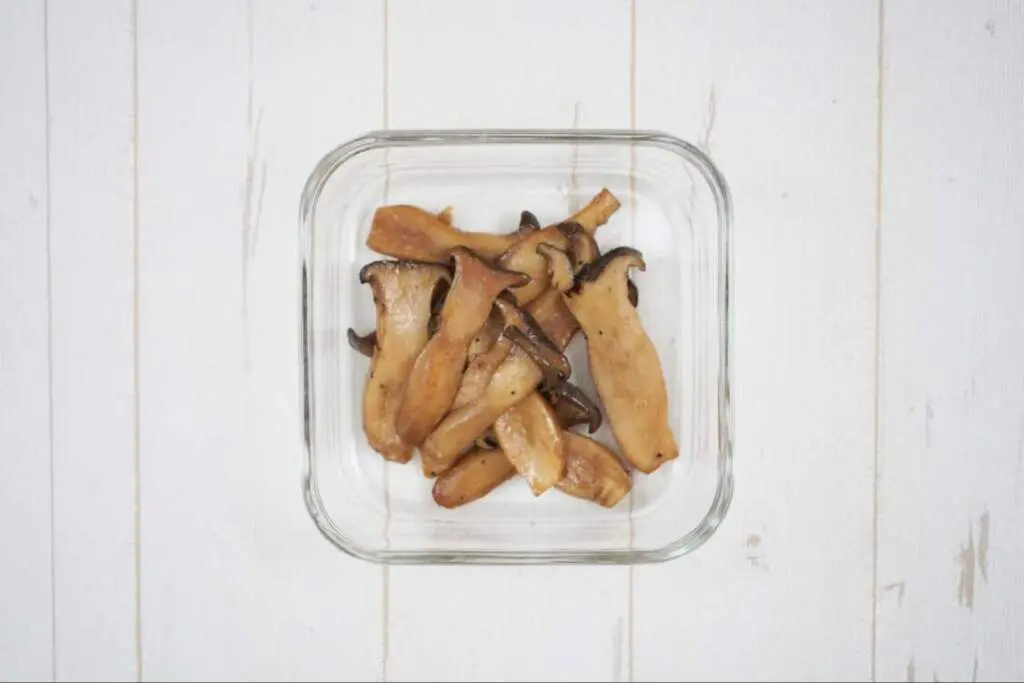 パッケージに記載がない「エリンギの賞味期限は？」日持ちさせるコツと腐敗の見分け方も解説 - トクバイニュース