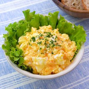 卵のかんたんレシピ13選！副菜やメインにぴったりの絶品おかずを紹介！暮らしのクリップ