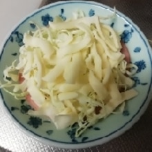 キャベツとハムのサッと炒め