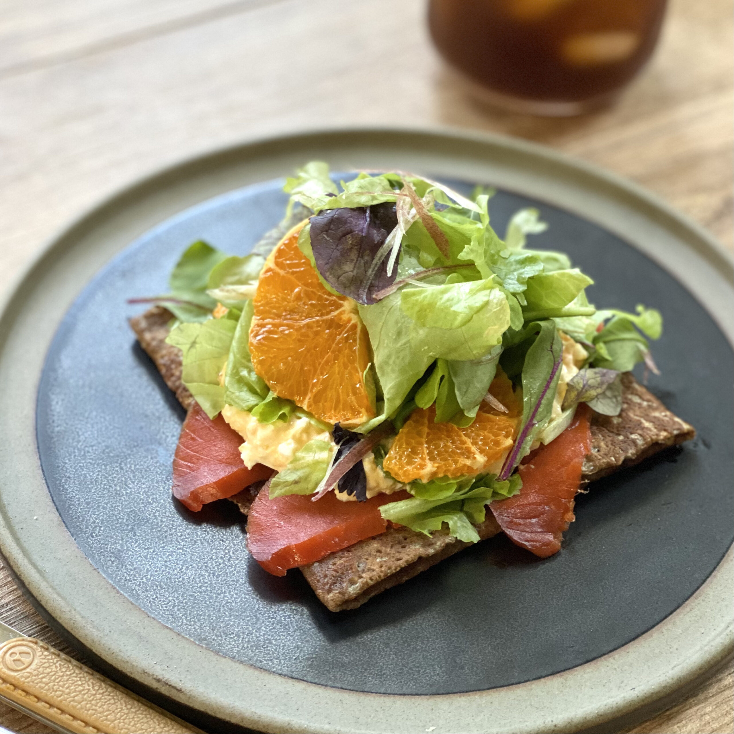 サーモンとクリームチーズのタルタル