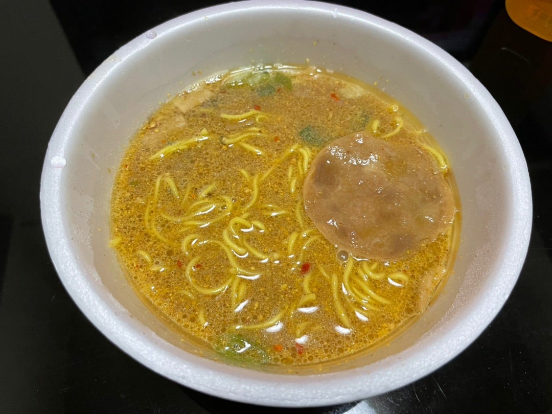 麺や 七彩 東京都中央区八丁堀2-13-2 八丁堀駅 味噌カレー牛乳らーめん 1500円 味玉 200円 休日14時30分で並び6人でした。めちゃ美味しかったです！ ごちそうさまでした！麺や七彩七彩味噌カレー牛乳らーめん味噌ラーメン限定ラーメンラーメン八丁堀