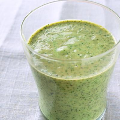 果物と野菜のスムージ