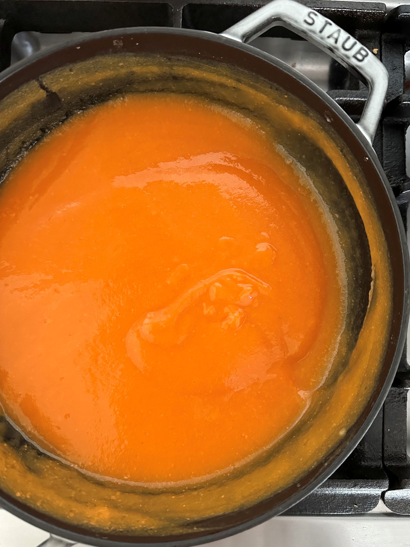 にんじんとじゃがいもの具沢山コンソメスープ