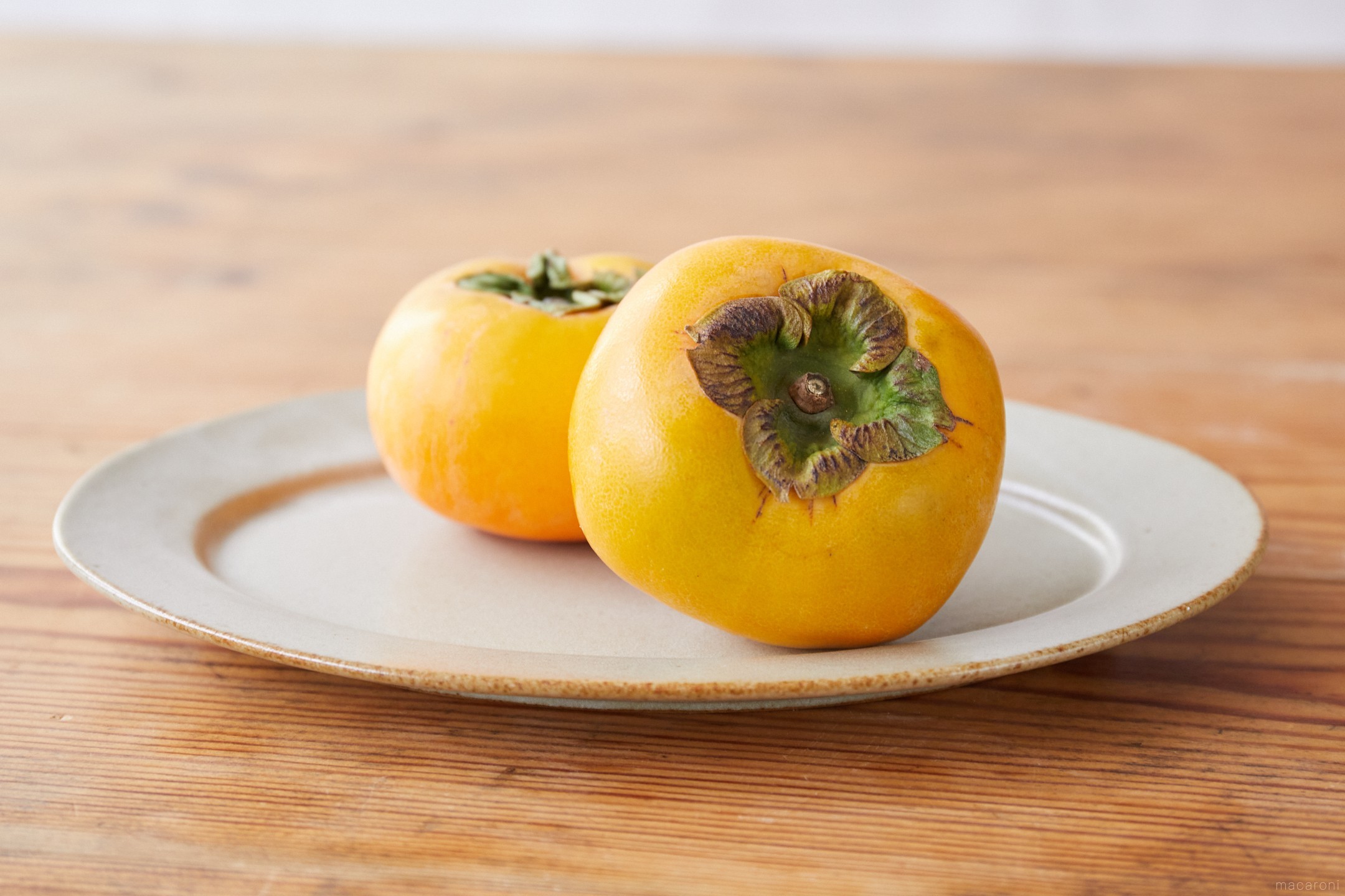 柿の保存方法 お正月、冷蔵庄内柿プリンを半分に切ってスプーンで食べる♪♪ - 村内伸弘のブログが好き😍