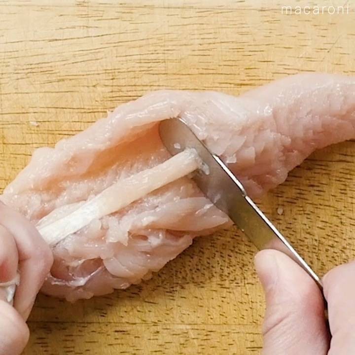 「 ささみ の 筋とり 」ピーラー・フォーク・割り箸、どれが 簡単 ？実際に 試してみた ところ kufuraクフラ