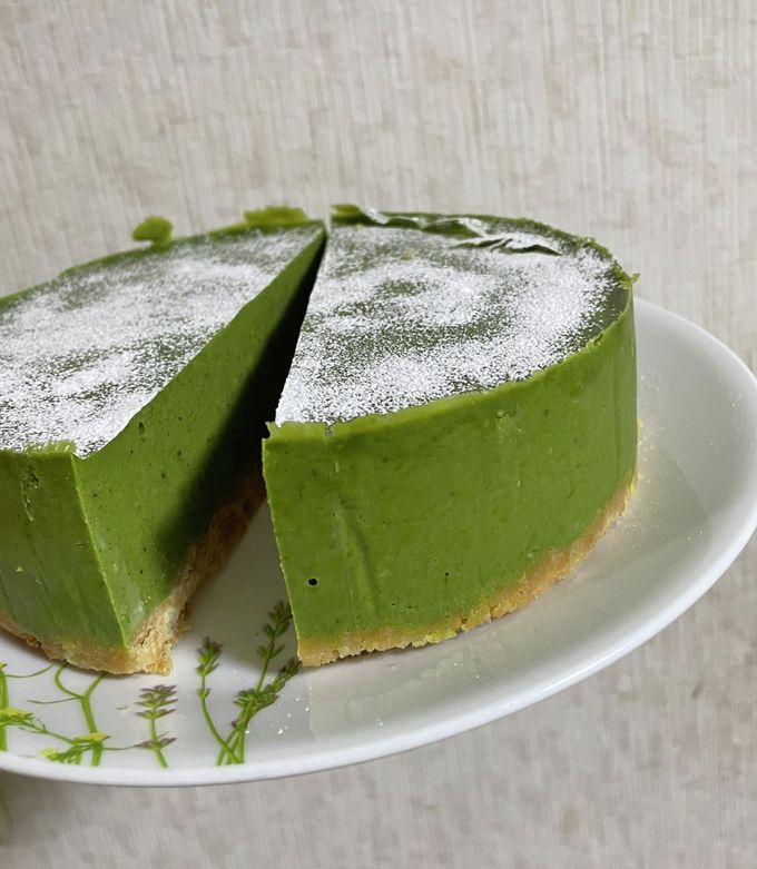 とろ～り濃厚がたまらない♡抹茶生チョコチーズケーキ