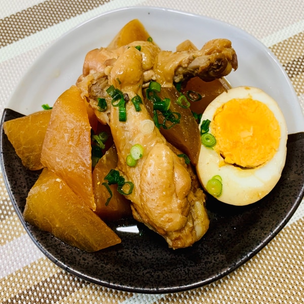 フライパンに入れるだけ！大根と手羽元のお酢煮込み