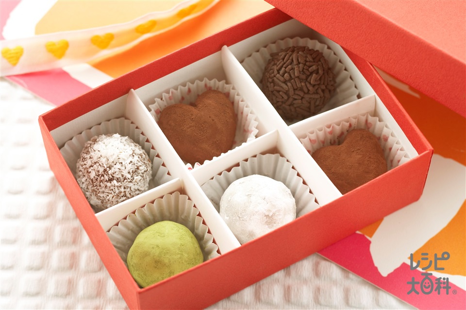 甲子園トリュフロッシェ お菓子のミカタ ビジュー缶パティスリーラ・バニーユ