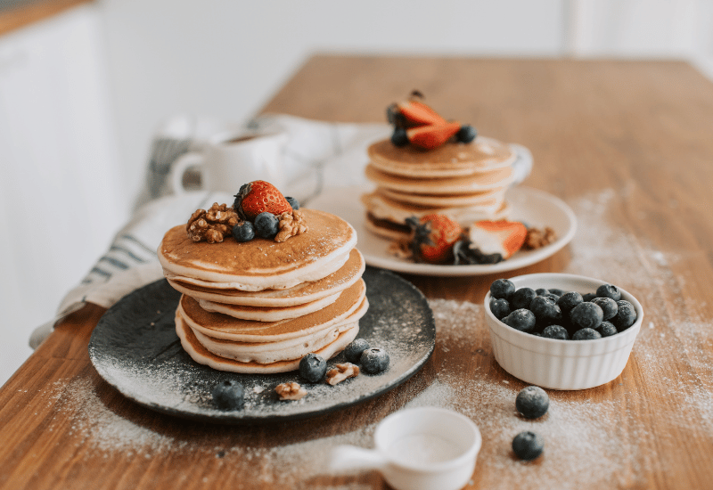 楽天市場 「さらにおいしく、リニューアル９月新商品」チーズケーキ １２個セット ロングライフパン 長期保存 非常食 パン : ヤマザキプラザ