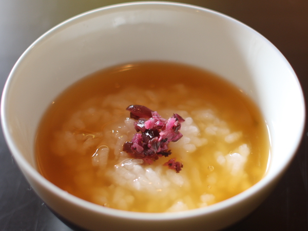 冷房で冷えた体に「朝粥」のススメ。レシピ＆朝粥が食べられるお店3選 2ページ目キナリノ