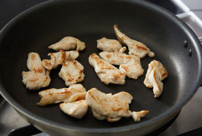 小松菜と鶏胸肉のオイスターソース炒め