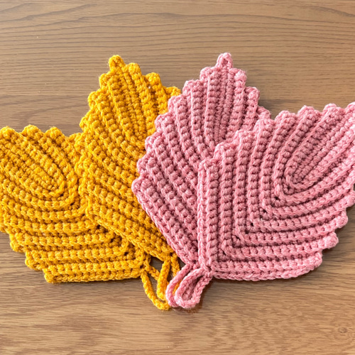 ちょっとした手土産にもピッタリ♪ 葉っぱのアクリルたわしの編み方のんびりにっこりハンドメイド