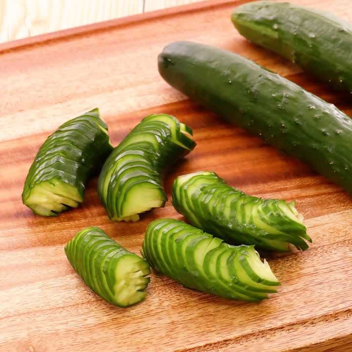 料理の基本！ きゅうりの角切り