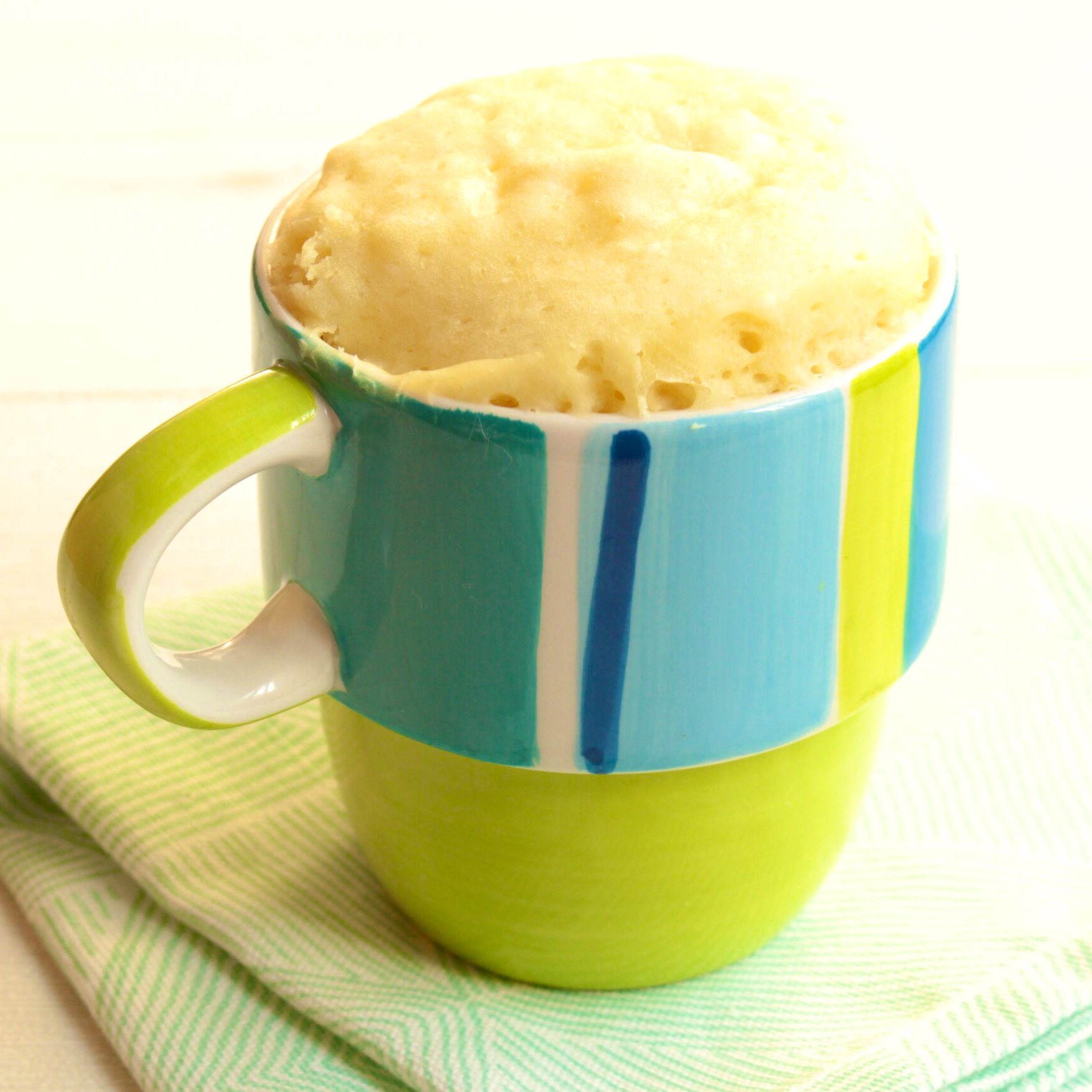 レンジで簡単♪朝食にも♡栄養満点マグカップ蒸しパン