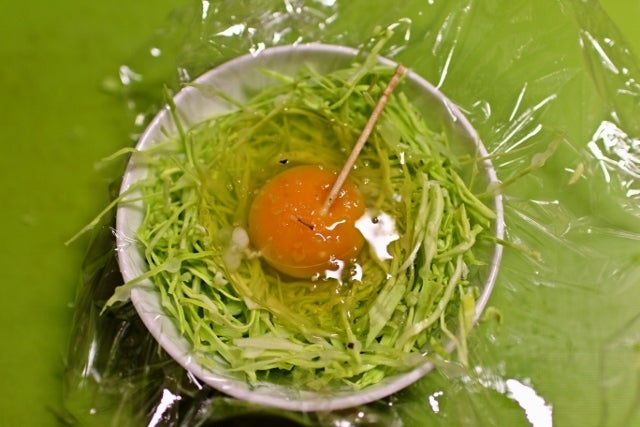 レンチンで！ お花ハムエッグ