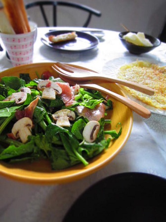 基本からアレンジまで！思わずつくりたくなる「ほうれん草 マッシュルーム サラダ」のレシピ集クックパッド