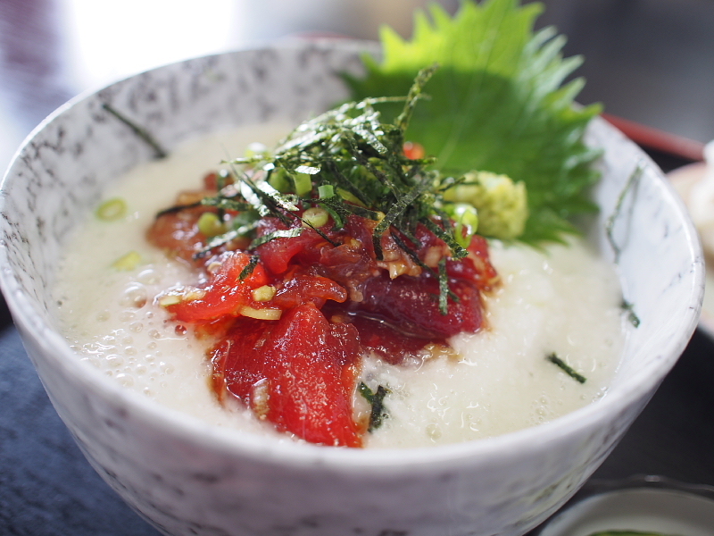 家族に大好評!!の豚とろろ丼