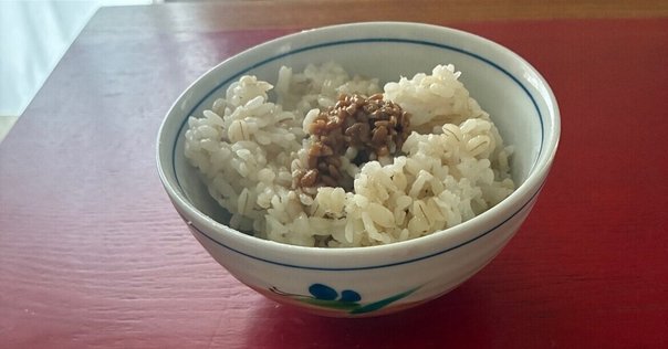 蒸し鶏に、野菜のおひたしに！「簡単しょうゆ麹」が素材のうま味を引き出しますESSEonline エッセ オンライン