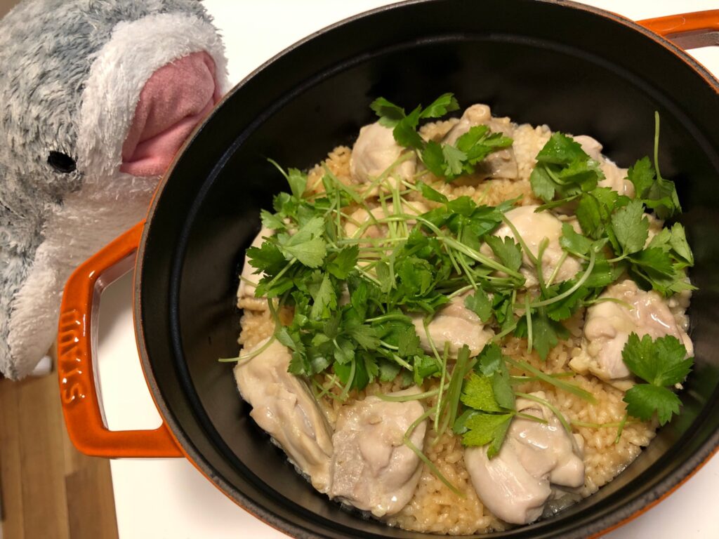 ⋆⸜ ストウブでグリルチキン ⸝⋆ 本日はおサボりしたかったので 焼くだけグリルチキンに😄 グリルパンで焼くと 本当に肉も野菜もしっとりで ♡お肉はもちろんのこと 付け合わせの野菜が美味しくて✨ 幸福度が高いです☺️ 焼き時間はおうちのコンロで 違うと思うので