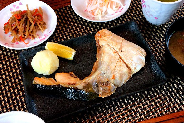 TikTok140万再生 パサパサしない！ブリの照り焼きのコツ2つ家族のための男飯