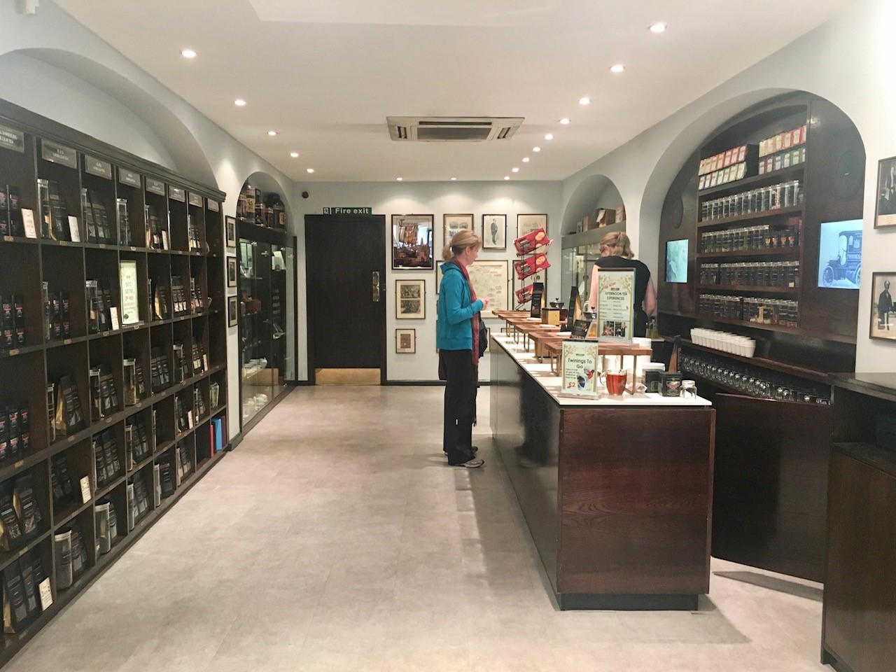 イギリスお土産に 王道の英国紅茶ブランド6選 在英者おすすめ 王室御用達紅茶からスーパーで買えるものまで