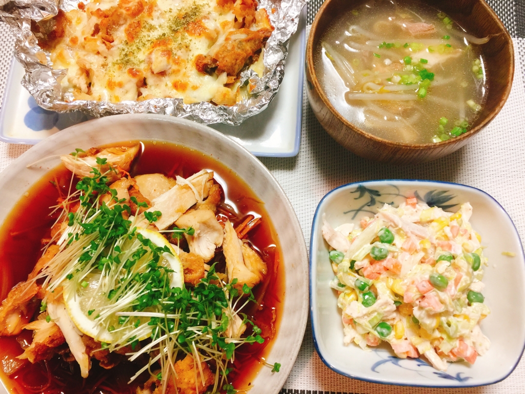 カーネルクリスピーを使ったアレンジレシピをご紹介！ ・ クリスピーを切ってぽん酢やごま油など調味料と混ぜたらあっという間に完成！いつものクリスピーが簡単に大変身するのでぜひみなさん 試してみてくださいね😆✨ ・ こちらの素敵なお写真は @miki______k さんに