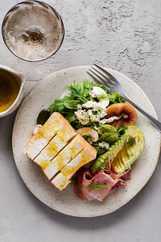 おかずとサラダのワンプレート