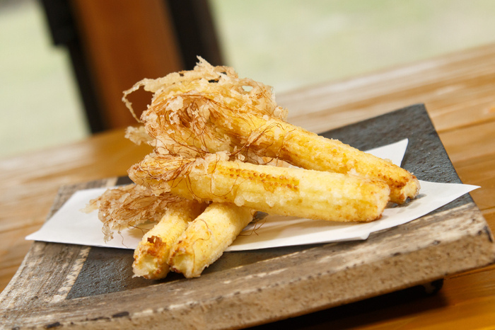 とうもろこし 天ぷら！綺麗に 板状 にする 切り方☆ポイントを抑え下ごしらえすれば 簡単 です