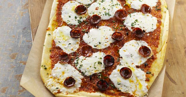 ピザ・ディアボラとは？気になる意味や由来、レシピを公開！食べ物辞書