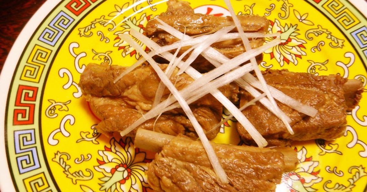 骨つき肉の味がジュワーっとしみた、ふろふき風の大根スープ有賀 薫