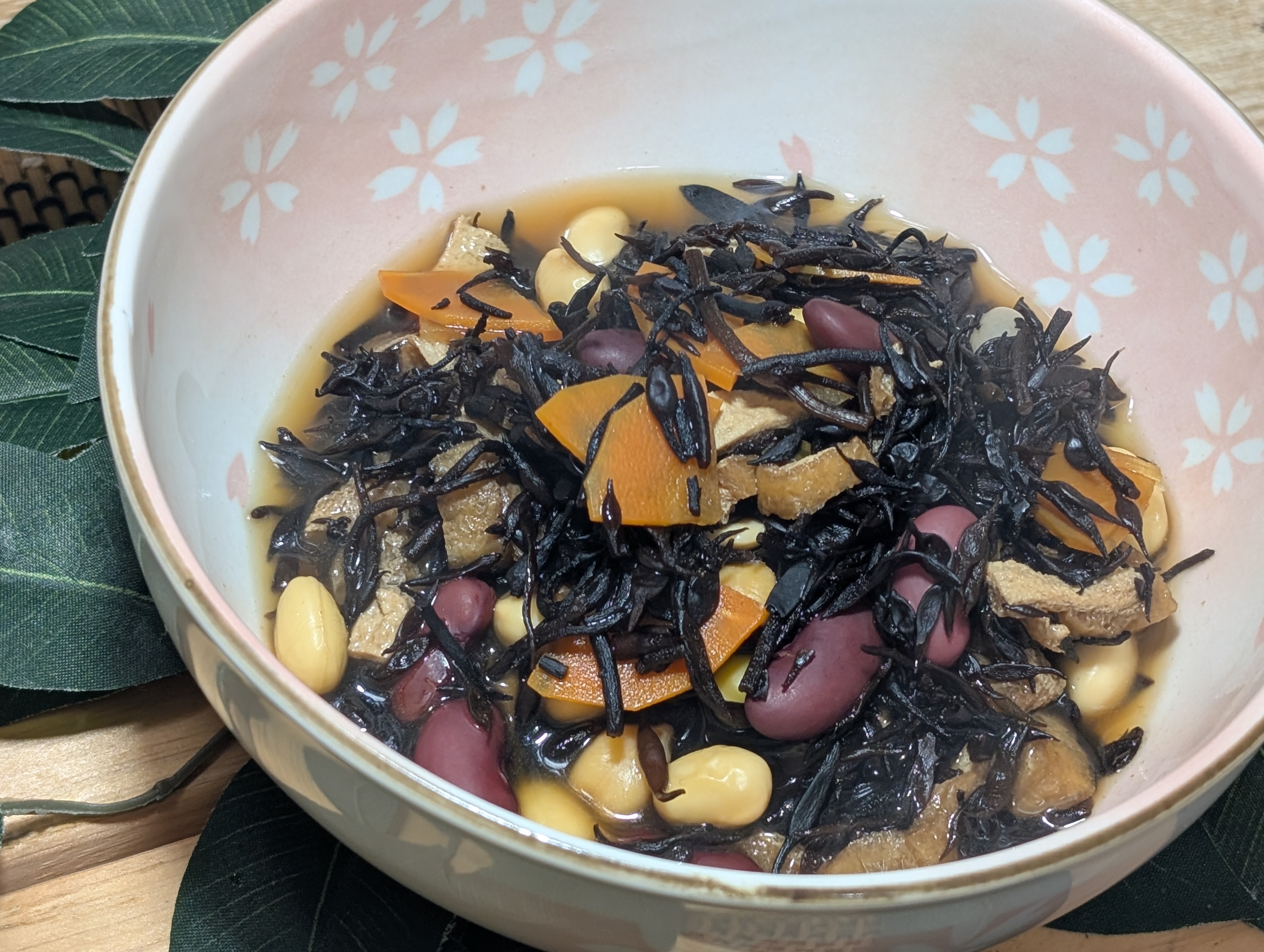 業務スーパー 炊飯器を使えば楽ちん!!国産水煮大豆が200g50円で食べられる「乾燥大豆」フワカジ