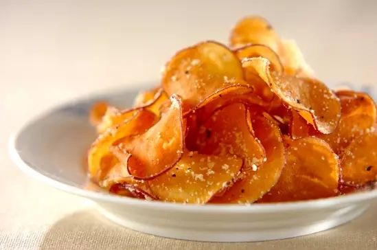 野菜チップスサラダ